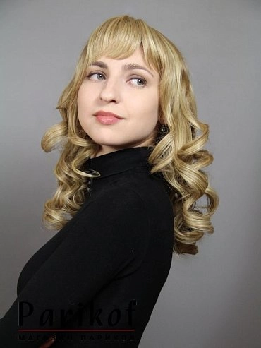 Парик из термоволокна Lauren gold blond купить в Москве фото 1